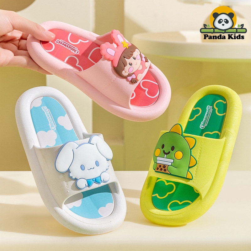 Dép lê họa tiết chú chó trắng, khủng long hút trà sữa cho bé trai bé gái mềm nhẹ chống trơn trượt tốt