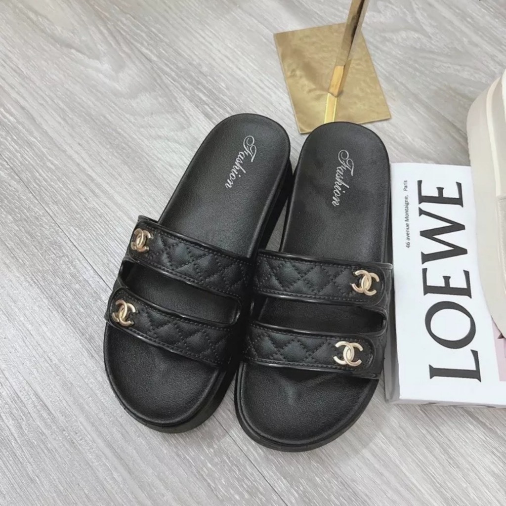 Dép quai ngang nữ đế cao 5cm 2 quai Channel