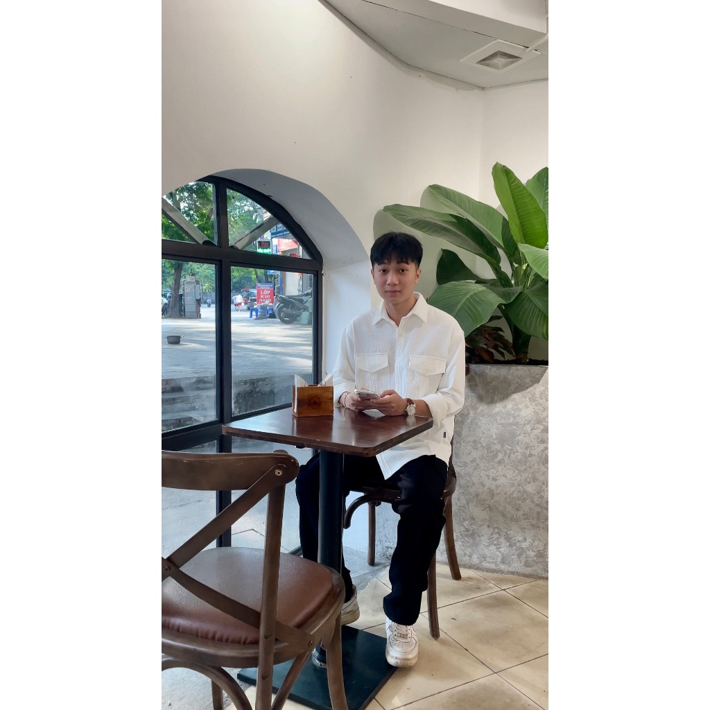 Áo Sơ Mi Tay Dài Nam Nữ Hàn Quốc Đi Học Form Rộng Trắng, Đen, Nâu Chất Liệu Cotton Tổ Ong Vân Nổi Thời Trang HG014