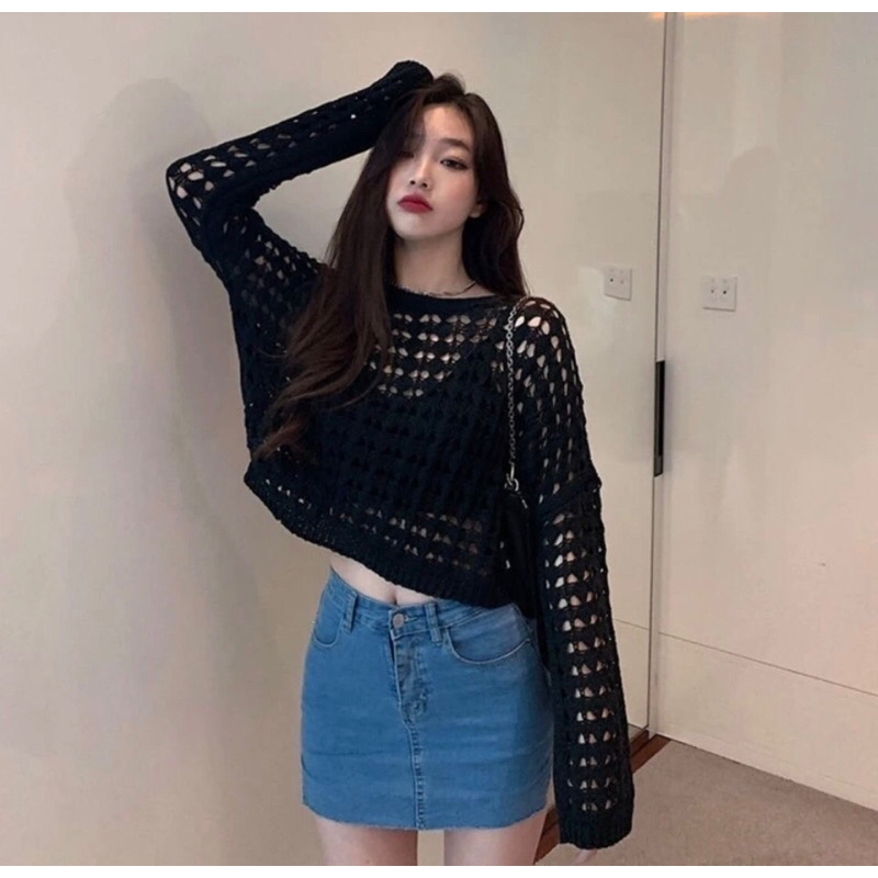 Áo Dệt Kim Khoét Lỗ Form Rộng Phối Áo Bra Có Mút Bên Trong