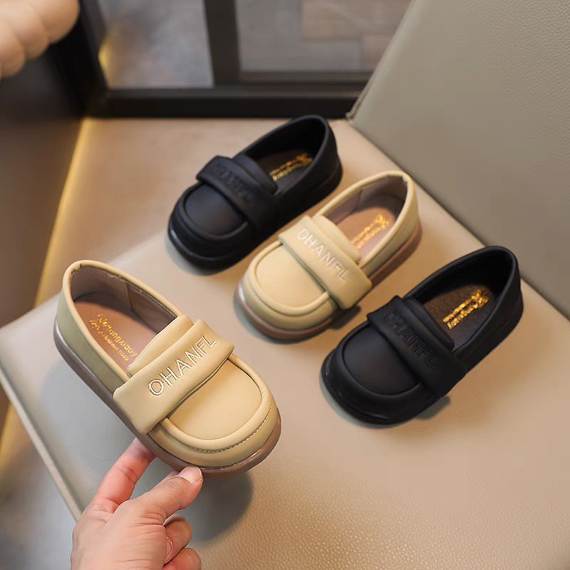 Giày công tử bé trai 2023