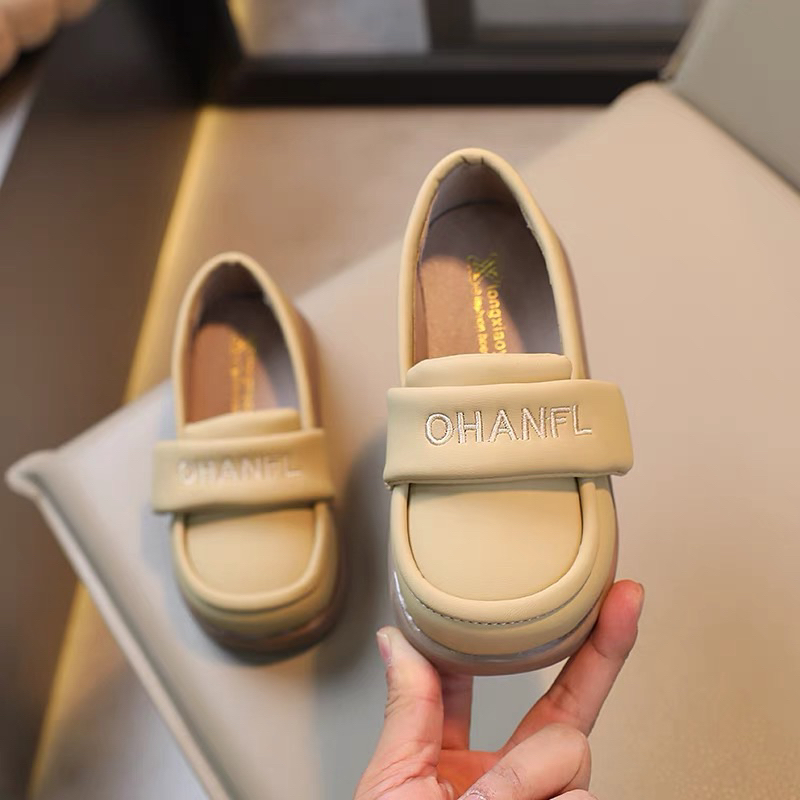 Giày công tử bé trai 2023