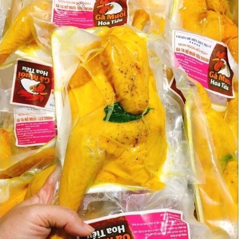 Khay nửa con Gà Ủ Muối Hoa Tiêu