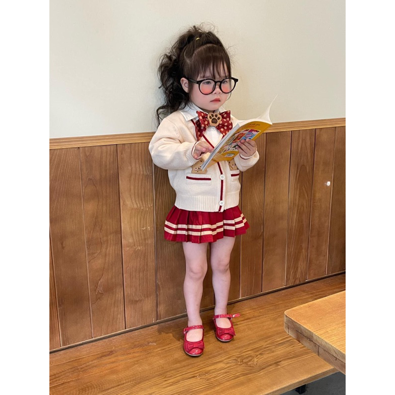 Váy bé gái,Sét 4ct áo cadigan len - sơ mi trắng chân váy kèm nơ 10 đến 32kg