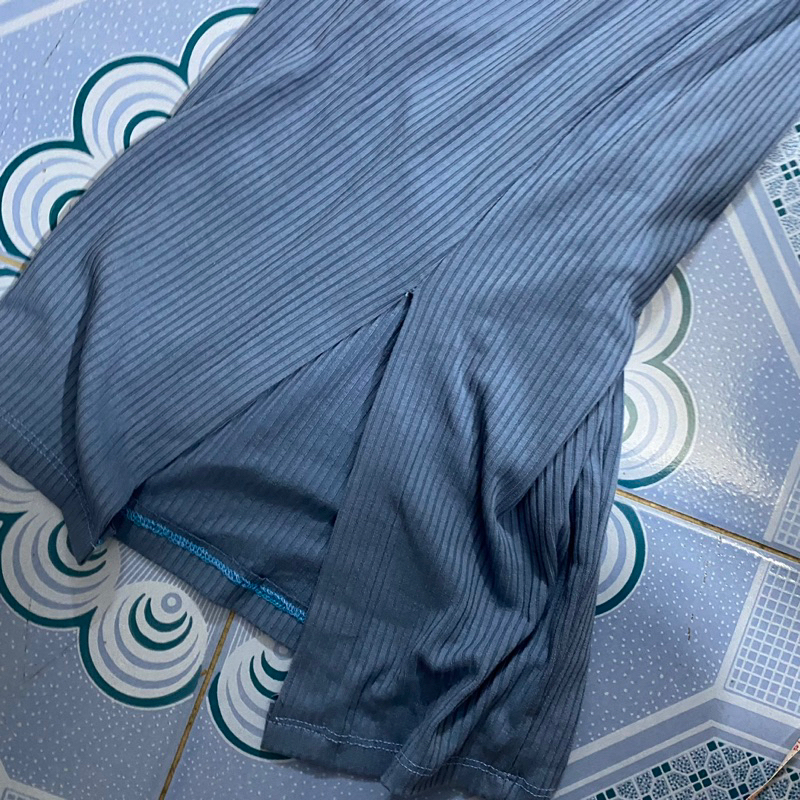 Váy body màu xanh dương