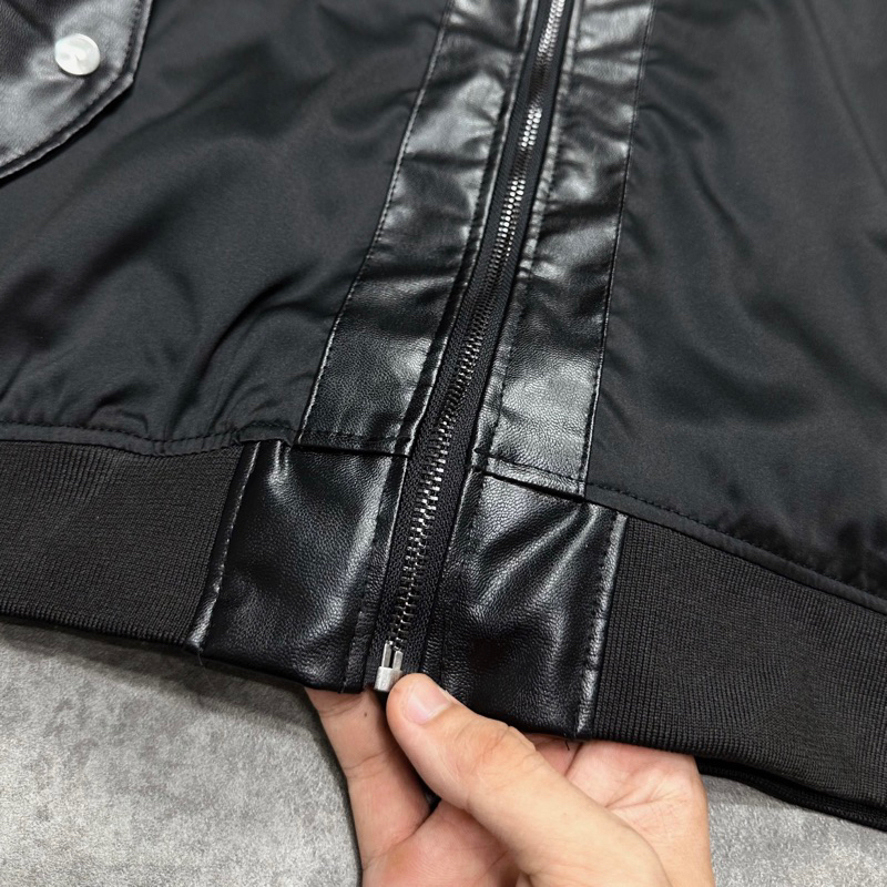 Áo khoác bomber gió nam nữ BBR thêu logo chữ B ngựa da ngực mix bụng nắp da phối túi khoá tay AK54P