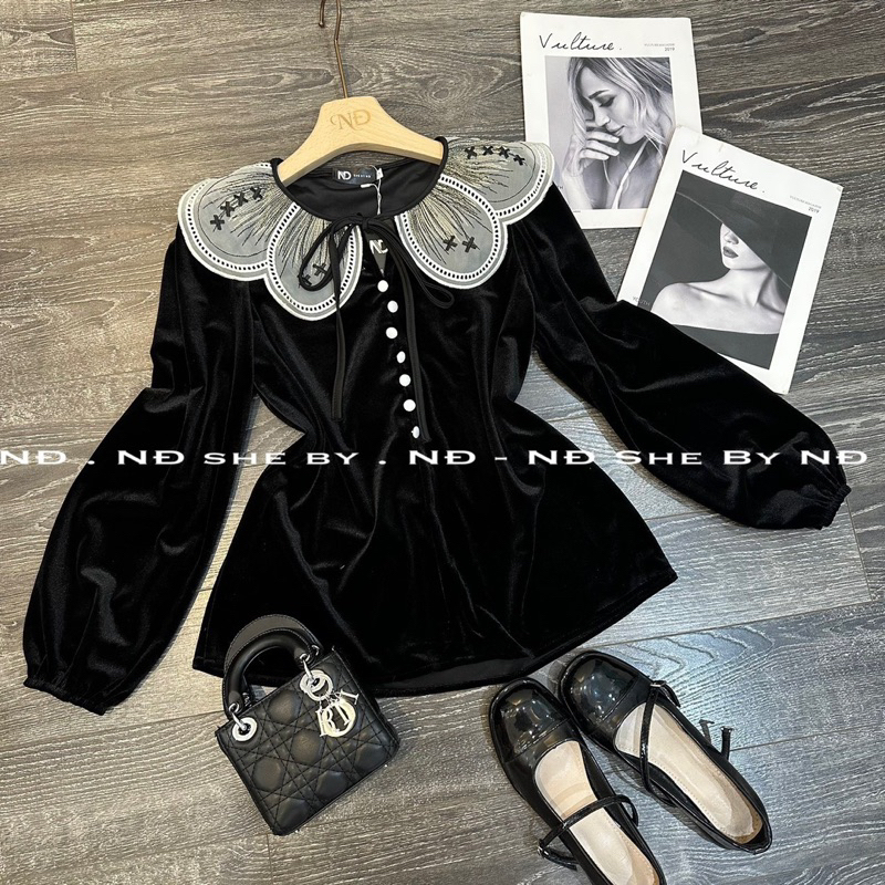 Áo nhung cổ pha ren tiểu thư