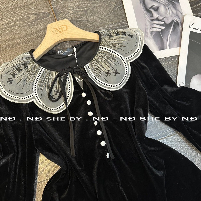 Áo nhung cổ pha ren tiểu thư