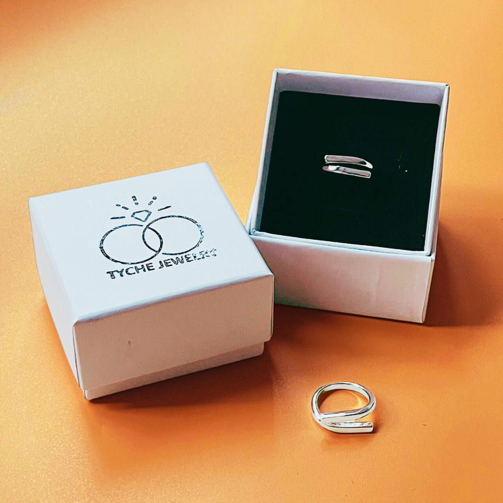 Nhẫn bạc Tyche Lock thiết kế đơn giản, phong cách Ritro thủ công dành cho cả nam và nữ TYCHE JEWELRY