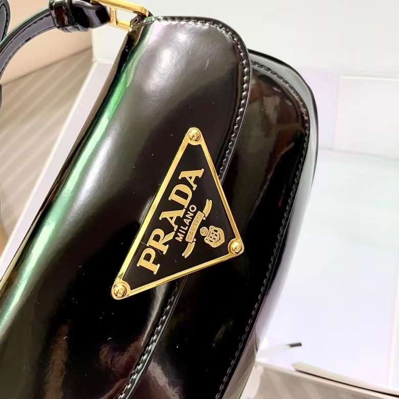 TÚI PRADA DA BÓNG KẸP NÁCH SZ24