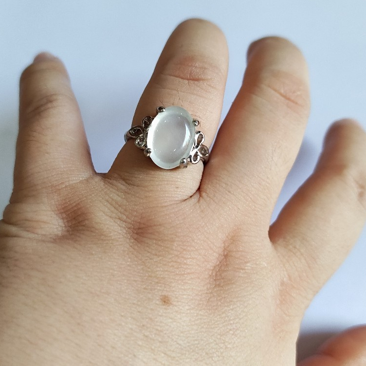 Nhẫn đá bạch ngọc ni tay 18.5 mm hàng trong kiện đấu Nhật