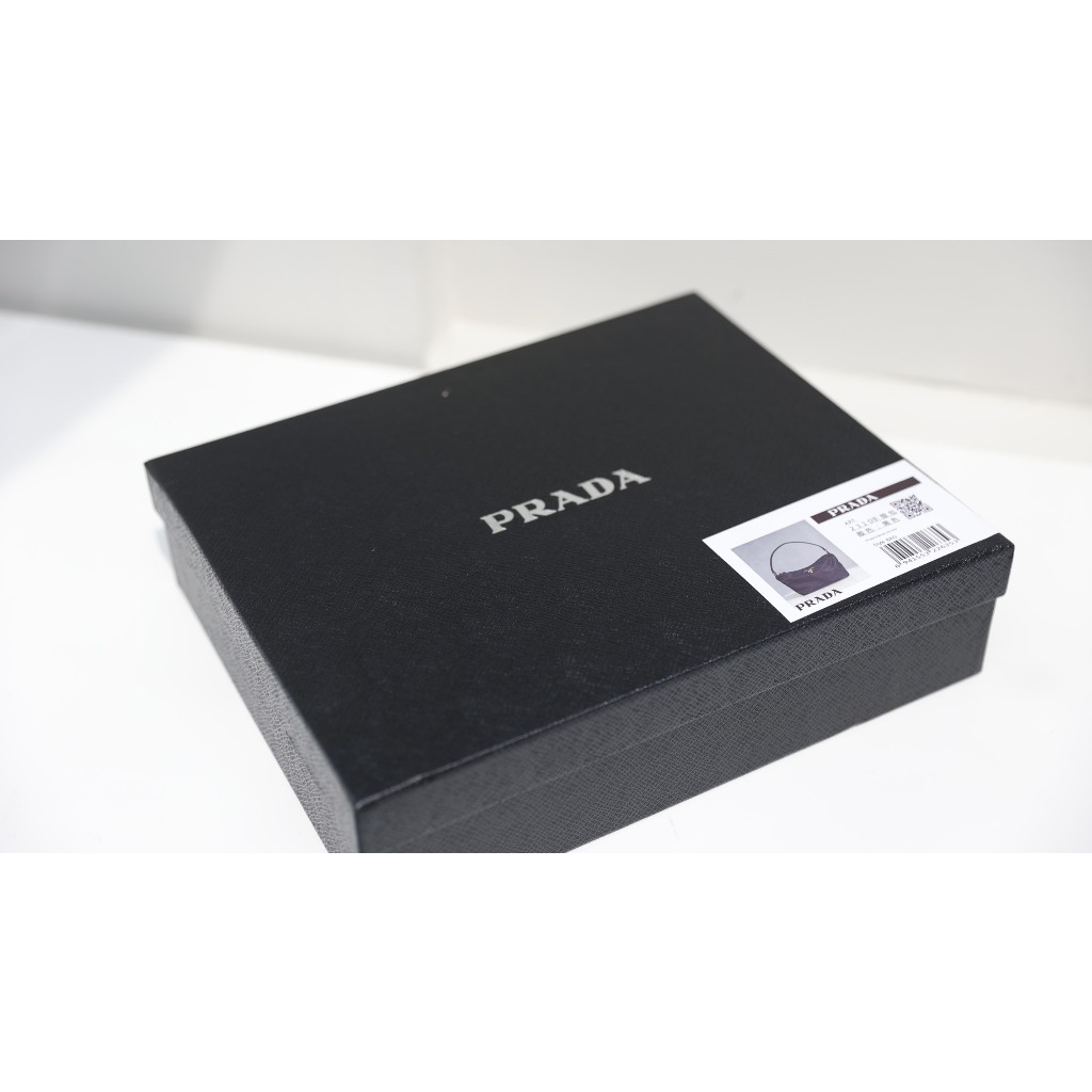 TÚI PRADA KẸP NÁCH SZ21