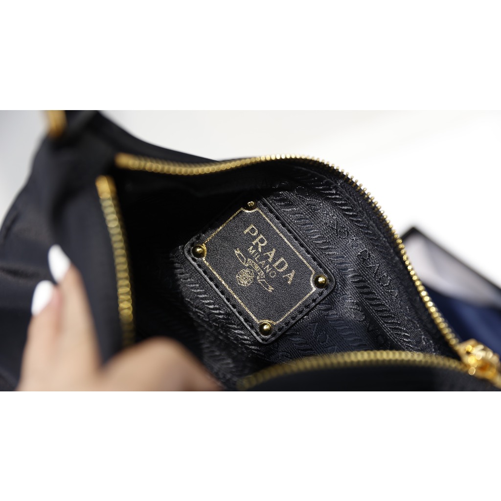 TÚI PRADA KẸP NÁCH SZ21