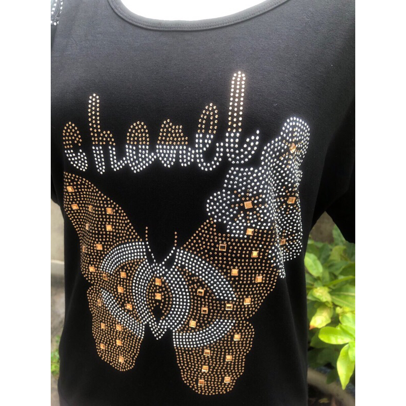 Áo thun kiểu đính hạt