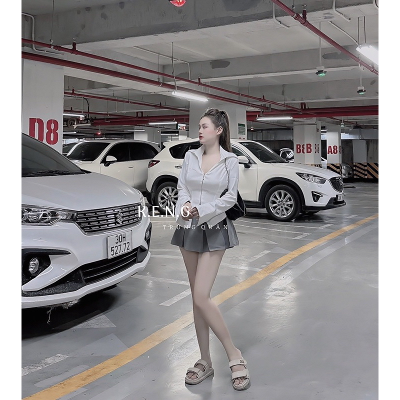 Set áo sơmi khoá đồng + chân váy xoè xếp ly