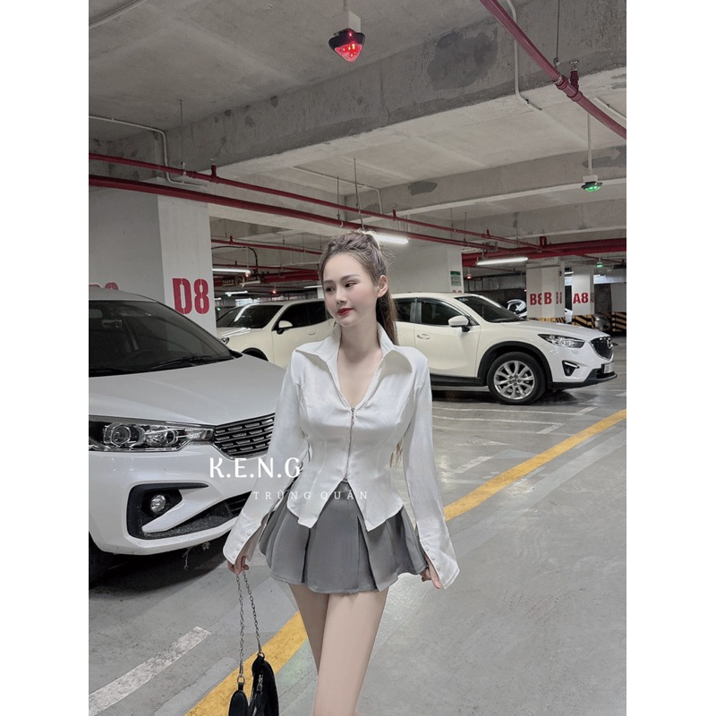 Set áo sơmi khoá đồng + chân váy xoè xếp ly