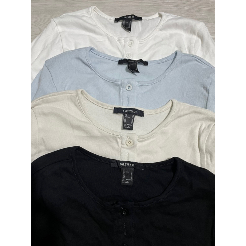 Áo crotop dài tay f21 .