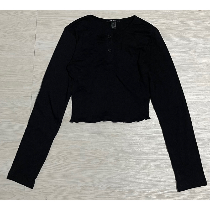 Áo crotop dài tay f21 .