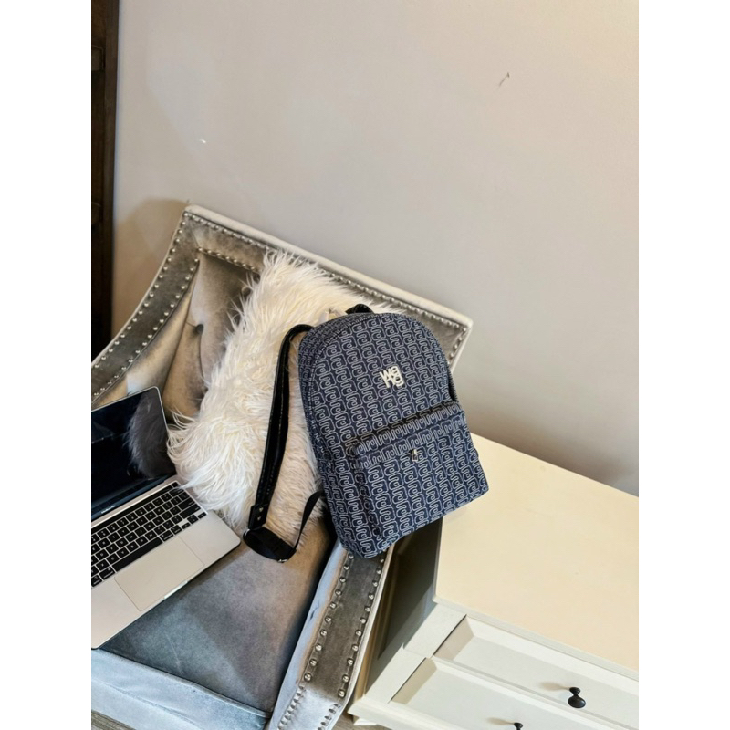 Balo  W A N G hót hit