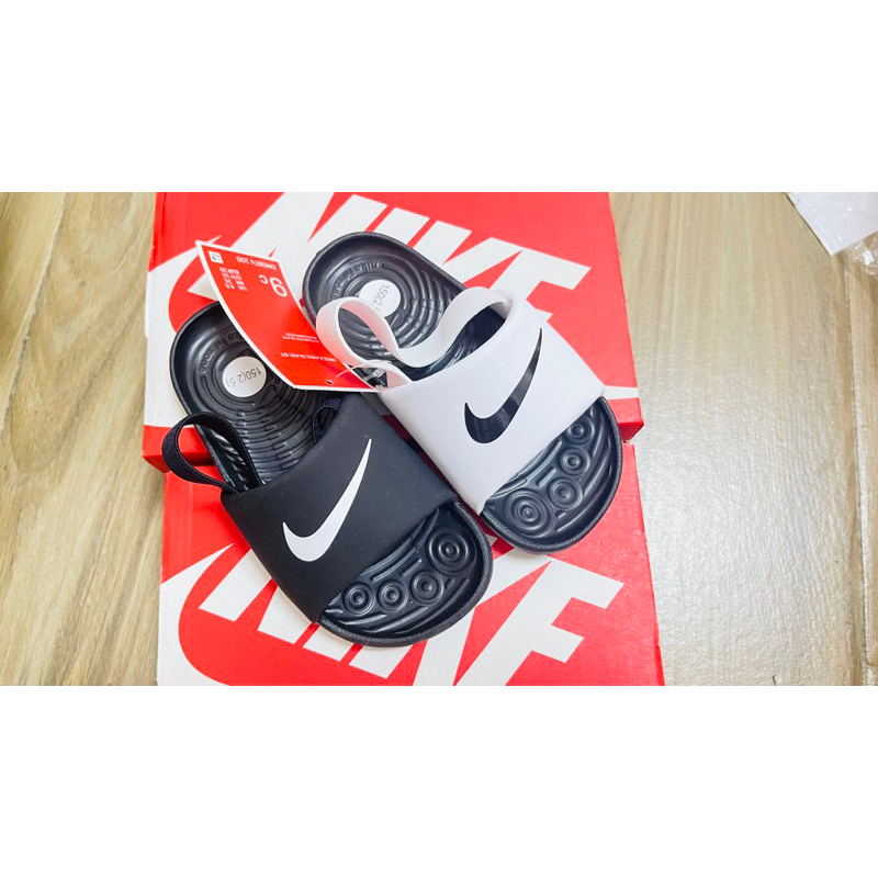 Dép siêu nhẹ bé trai full box