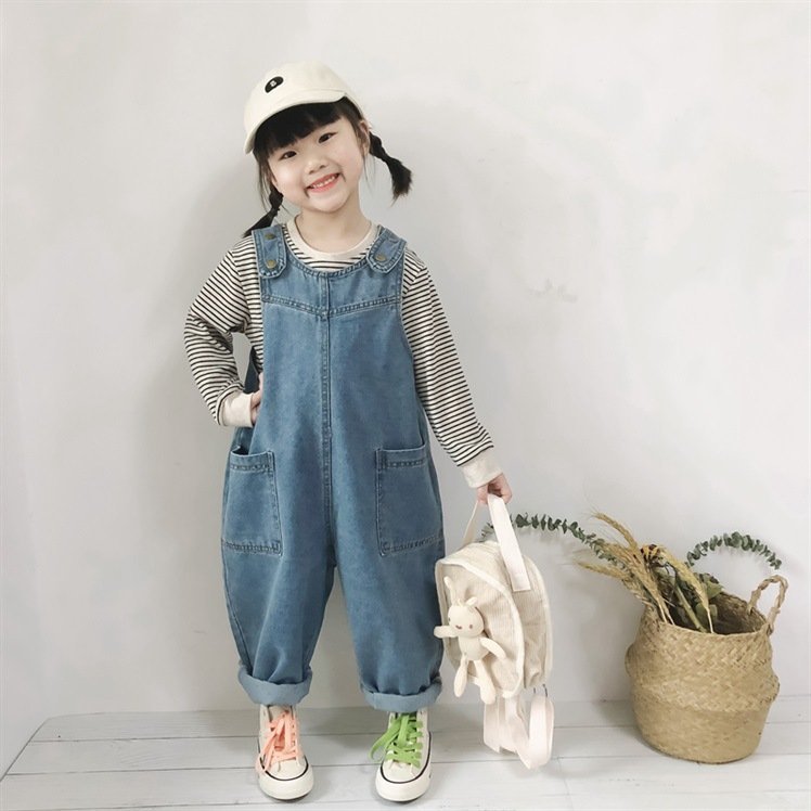Yếm Jeans Bé Trai Bé Gái The Pig Yếm Bò Trẻ Em Từ 8-35Kg Dáng Hàn Quốc Đi Học Đi Chơi Cho Bé Chất Bò Mềm Không Phai