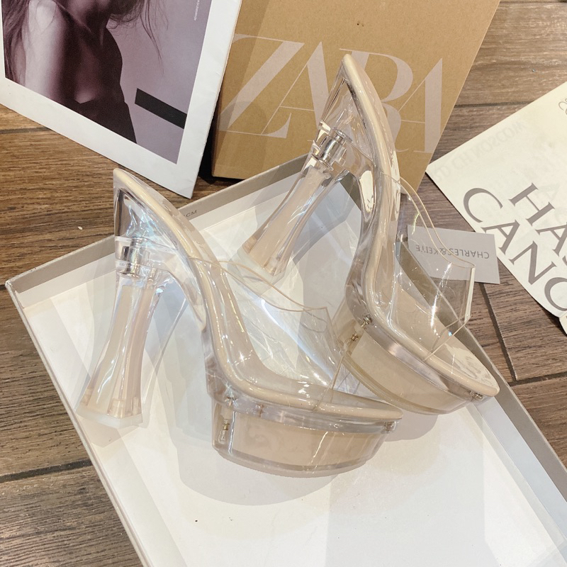 Giày cao đúp siu hot