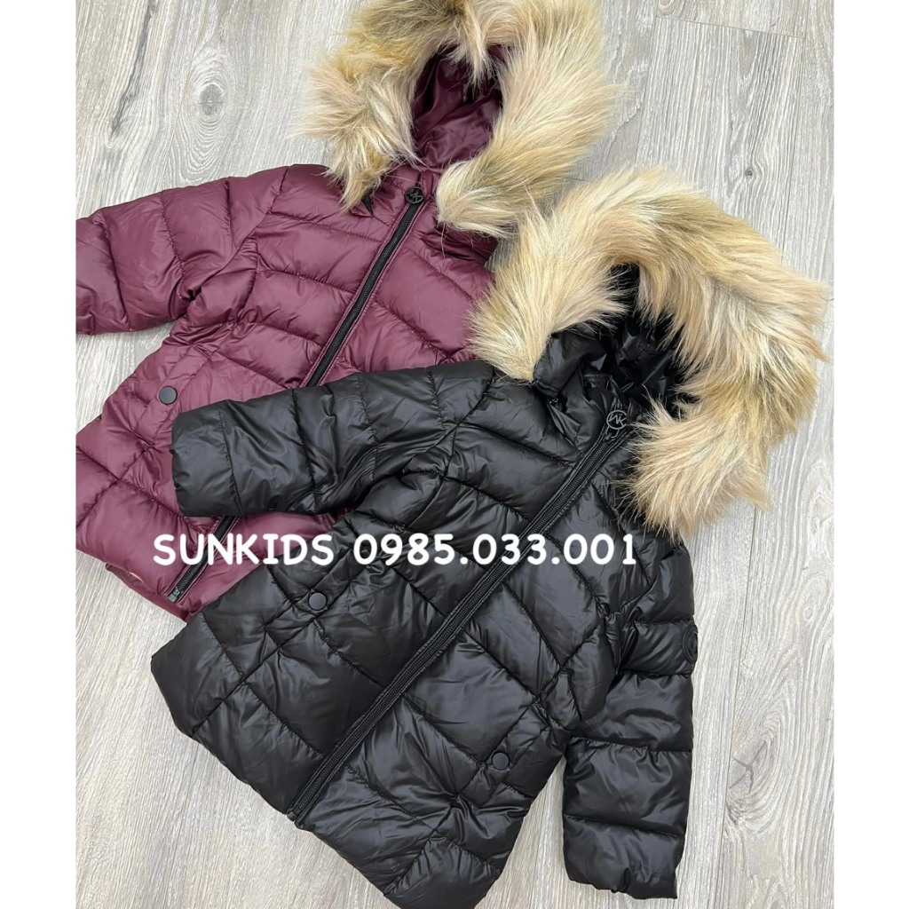 Áo phao bé gái MK dáng dài mũ lông