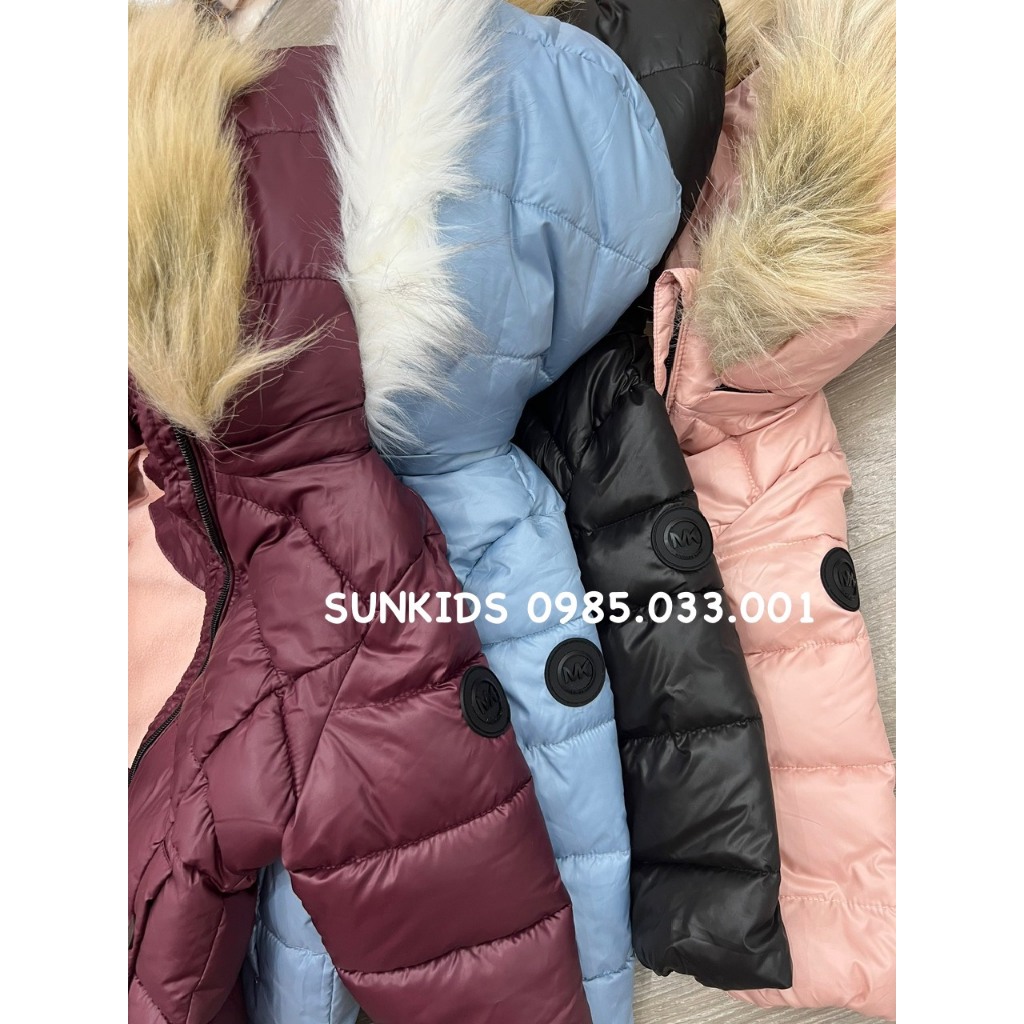 Áo phao bé gái MK dáng dài mũ lông