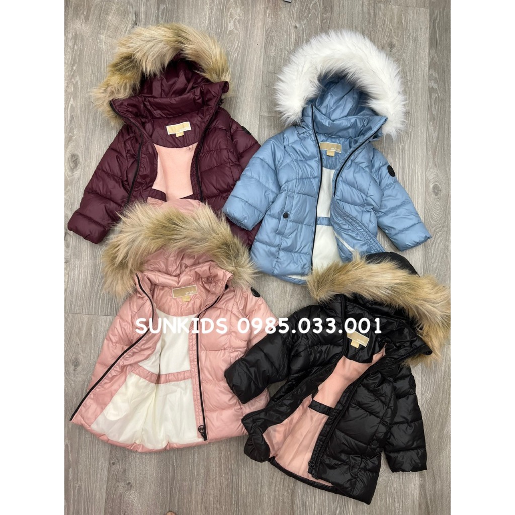 Áo phao bé gái MK dáng dài mũ lông