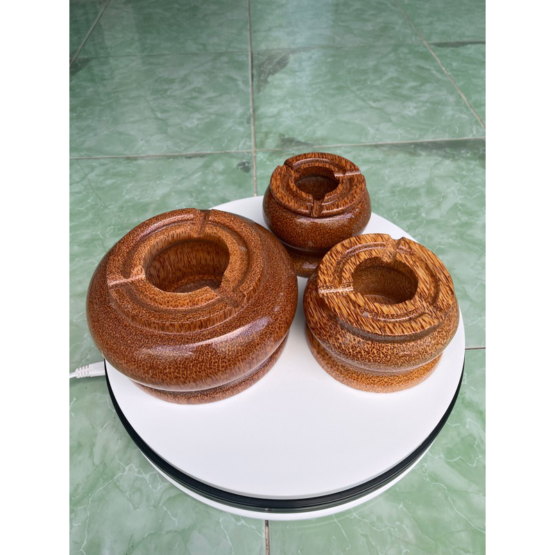 Gạt tàn thuốc bằng gỗ dừa Bến Tre