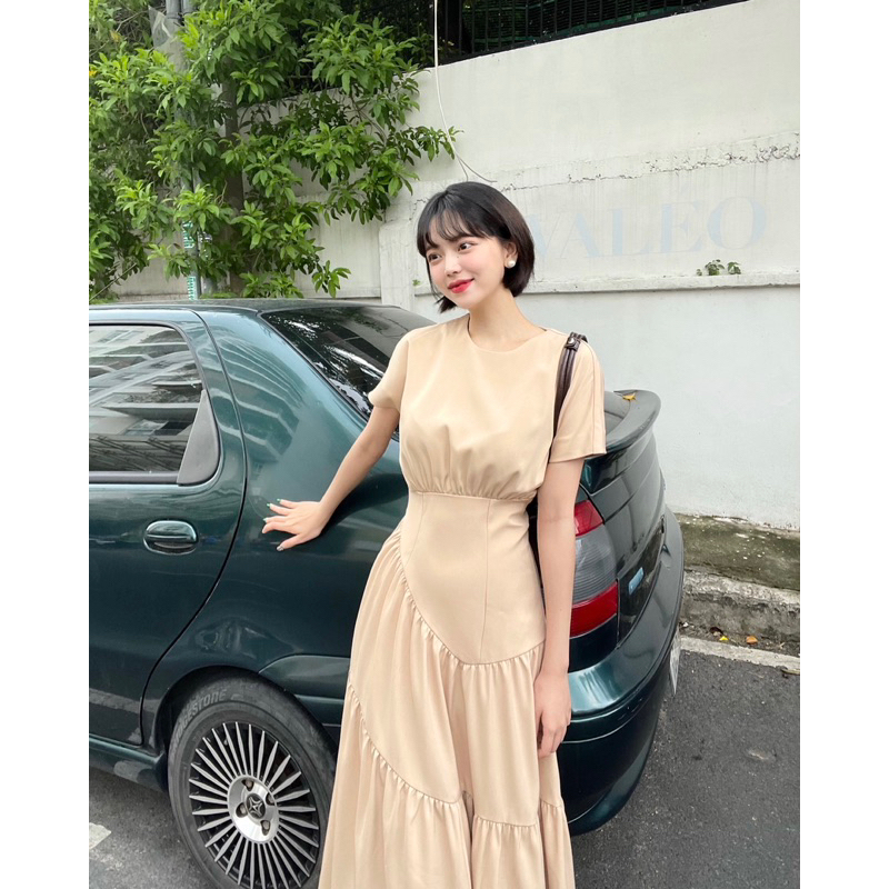 Lilly Dress / Đầm maxi suôn dài ráp bèo tầng