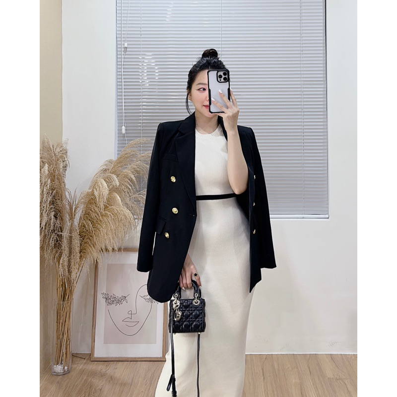 Váy len body kẻ viền