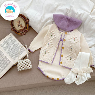Set yếm+ áo khoác len siêu xinh cho bé hàng QC