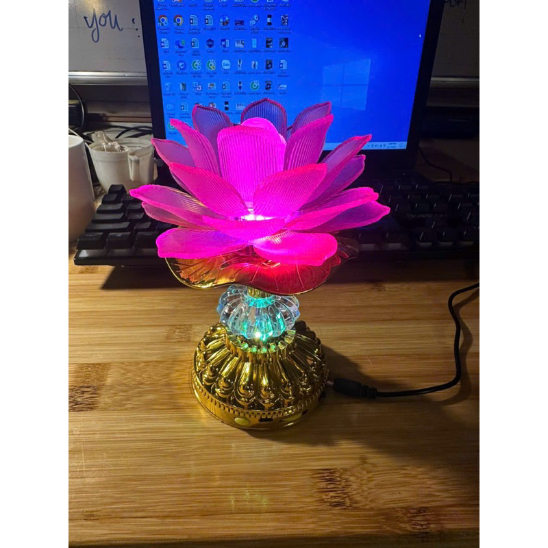 Đài Niệm Phật hoa sen 30 bài mẫu mới  có đèn led đổi màu