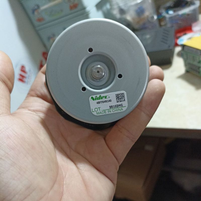 Mô tơ không chổi than nidec 80w mã r140