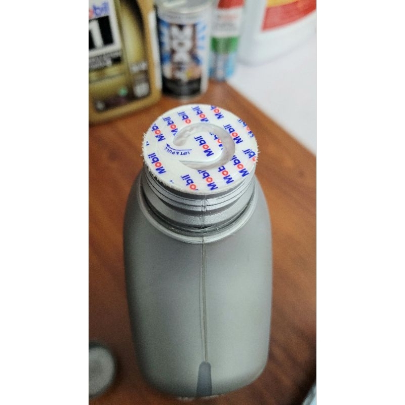 Dầu nhớt xe tay ga 10w40 Mobil Scooter 800ml