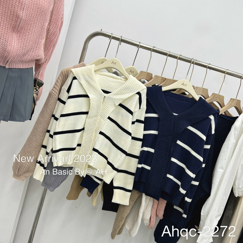 Áo Len kèm khăn liền siêu xinh cho các nàng