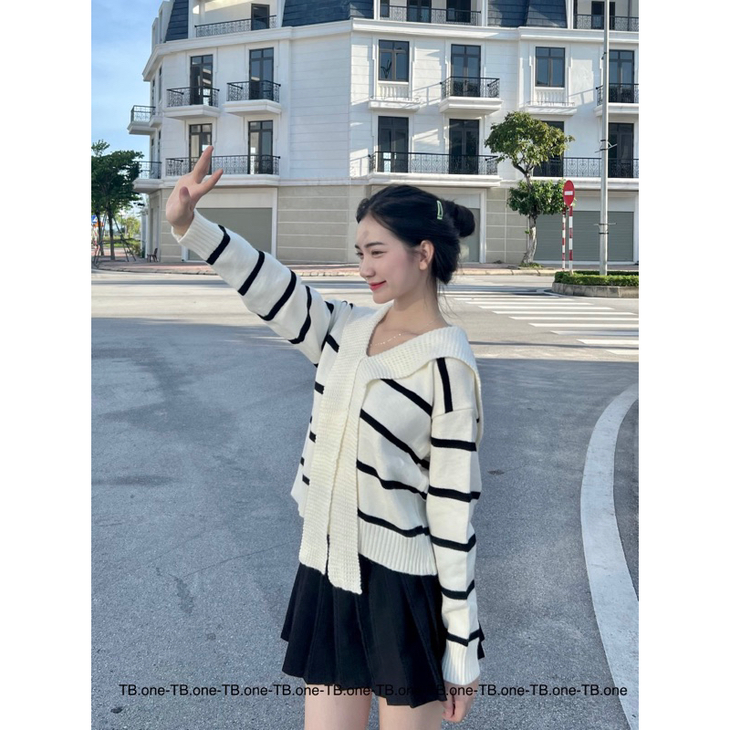 Áo Len kèm khăn liền siêu xinh cho các nàng