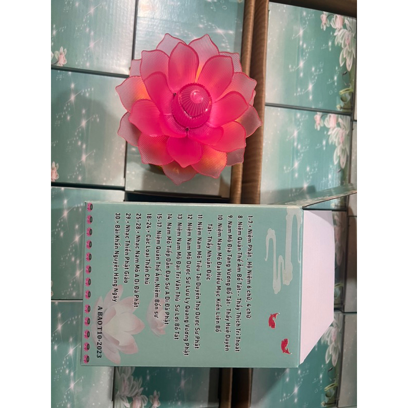 Đài Niệm Phật hoa sen 30 bài mẫu mới  có đèn led đổi màu