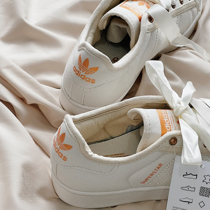 Giày thể thao sneaker sò vải canvas kem