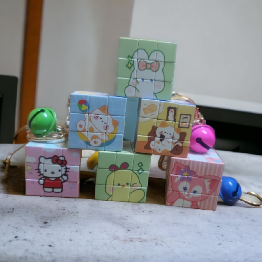 Móc khóa rubik hình gấu dâu nhiều mẫu hoạt hình dễ thương móc khóa rubik giá rẻ