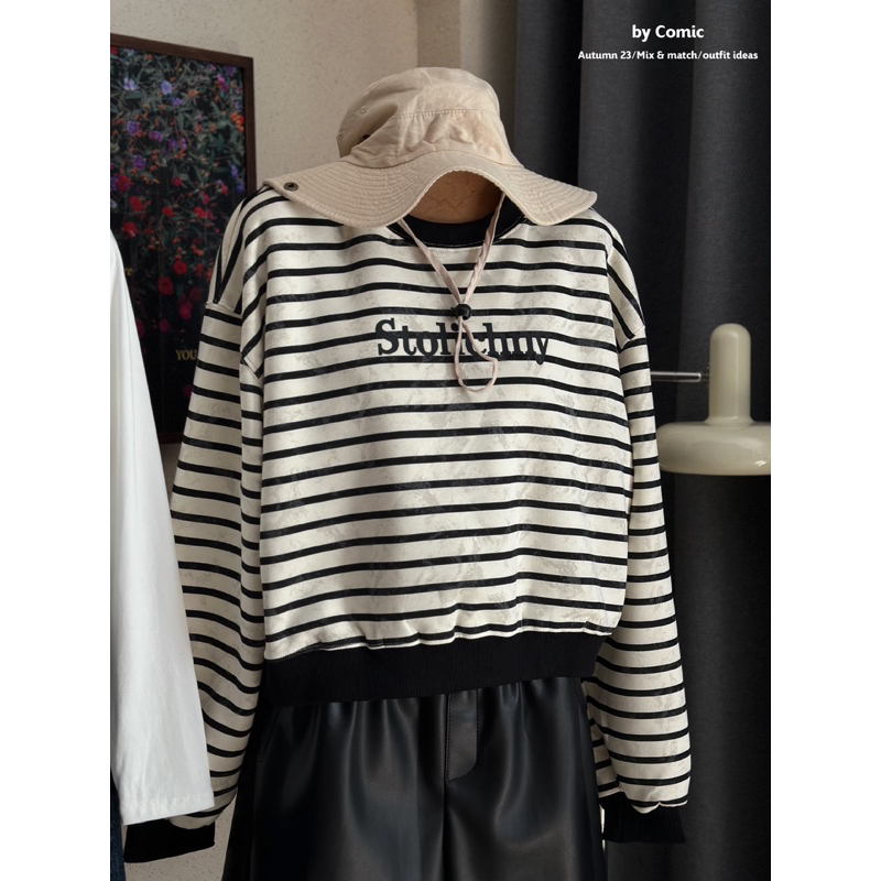 Áo sweater kẻ ngang Comic