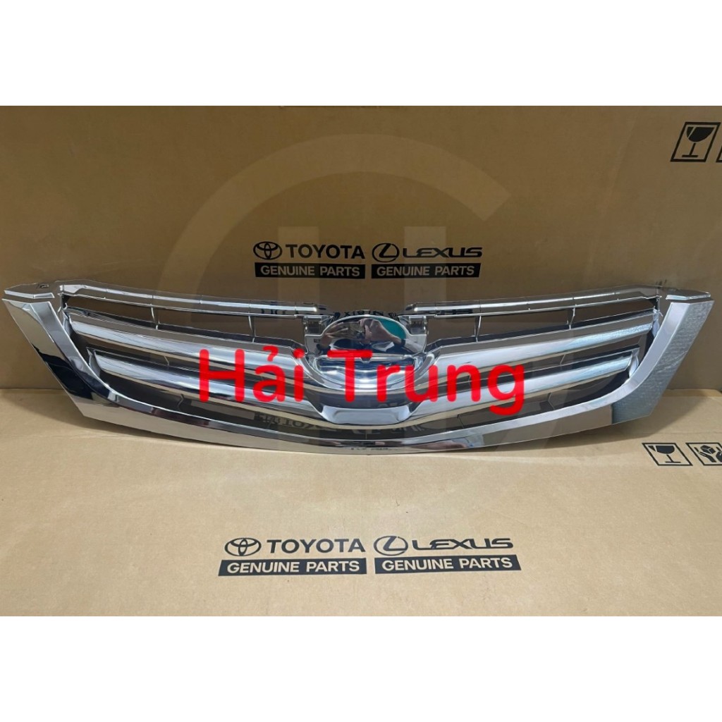 Mặt ca lăng Toyota Innova 2008-2012 liền logo mạ crom TY30646ACR