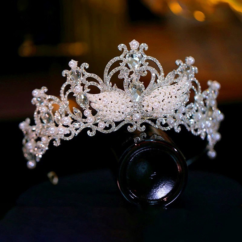 Vương Miện Thiên Nga Nhẹ Nhàng Cho Các Nàng Dâu- - PKCMINHTAM