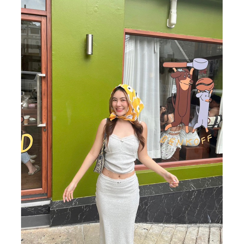 Set áo và váy hoa hồng