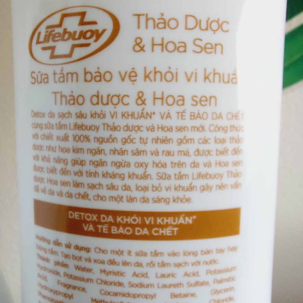 Sữa tắm hàng khuyến mãi Hazeline / Lifebuoy