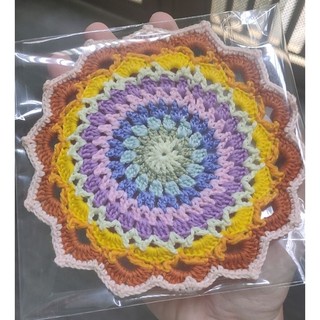 Lót ly hình hoa bằng len handmake