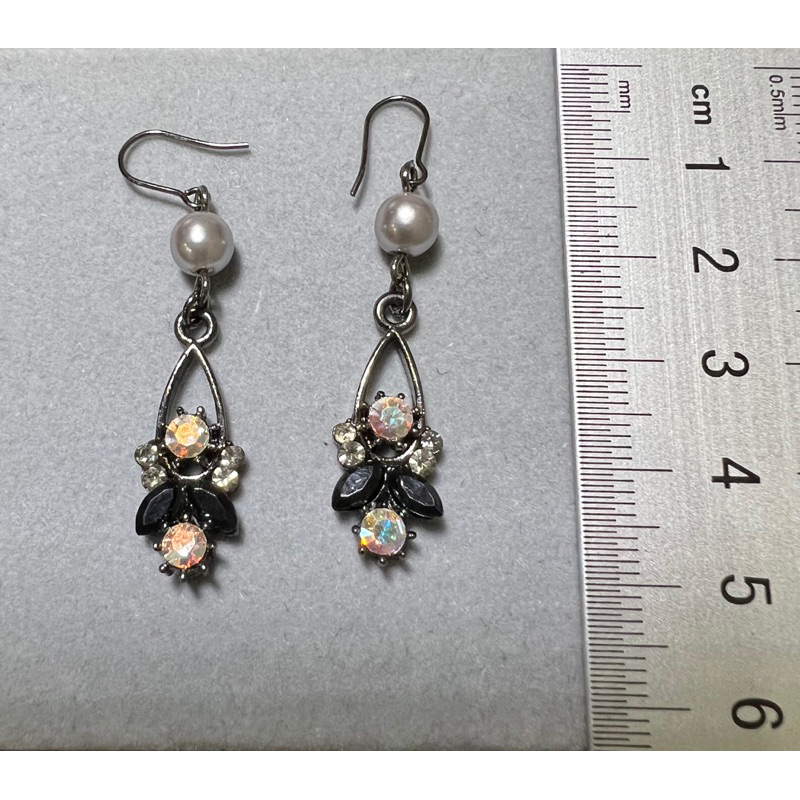 Bông tai móc nhiều mẫu