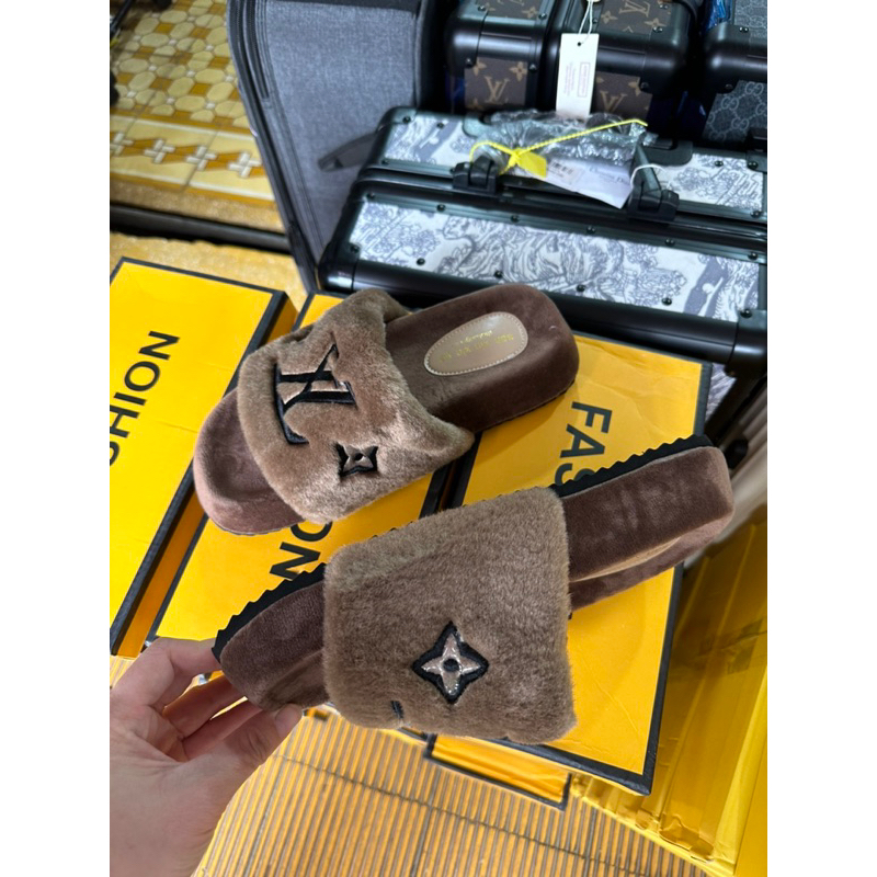 Dép lông cao cấp hàng full hộp . kèm hình thật 💯