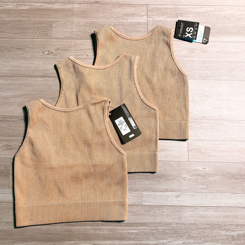 🐻 Tank seamless siêu xinh nhà PRlMARK